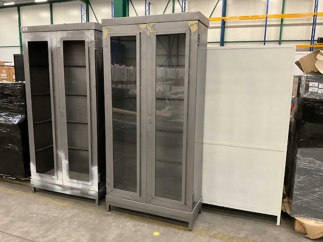 Quip & co - industriële 2-deurs kast - afbeelding 4 van  5