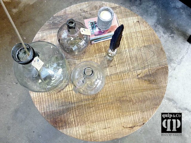 Quip & co - ronde industriële salontafel - afbeelding 2 van  3