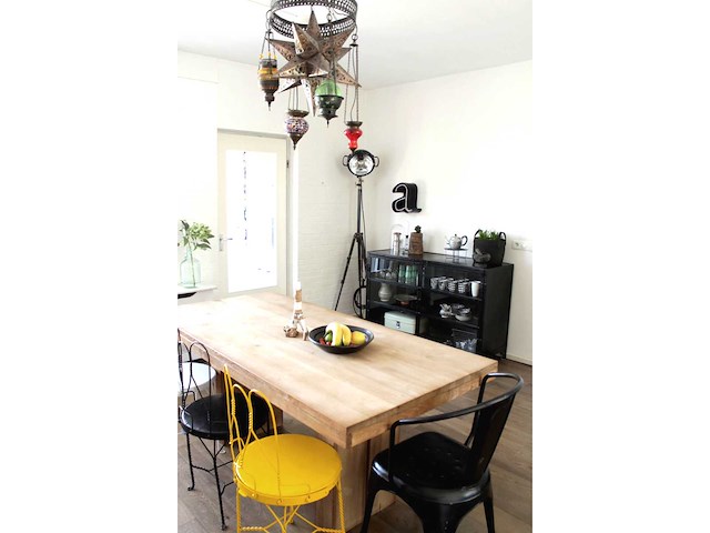 Quip & co 2-deurs lage vitrinekast - afbeelding 2 van  4