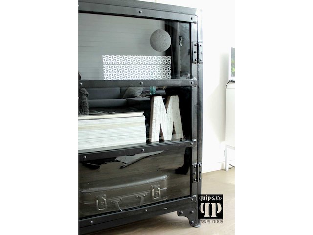 Quip & co 2-deurs lage vitrinekast - afbeelding 4 van  4