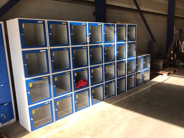 Quipo kubus lockerkast kubus (32x) - afbeelding 1 van  6