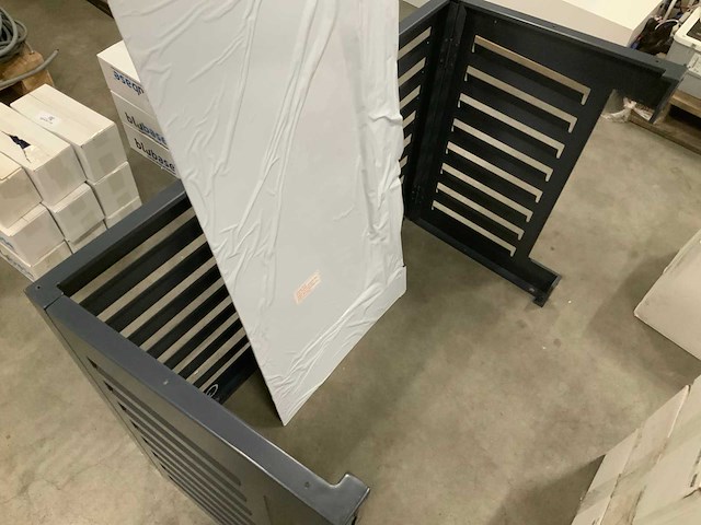 Qventi beschermkap airconditioning - afbeelding 3 van  3