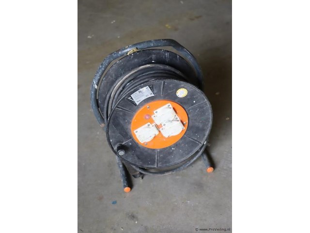 Qwattpro ez winder kabelhaspel er300 1211003 - afbeelding 1 van  6