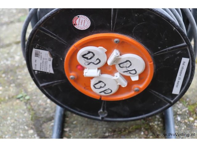 Qwattpro ez winder verlengkabelhaspel er300 1211003 - afbeelding 2 van  6