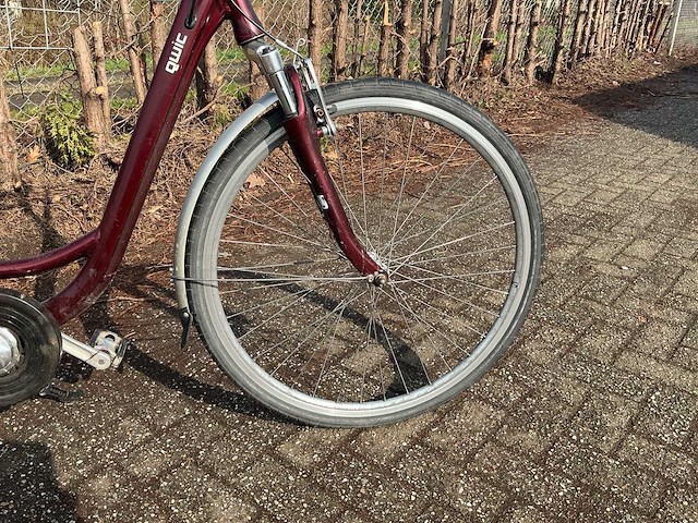 Qwic base elektrische damesfiets - afbeelding 7 van  8