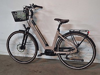 Qwic premium elektrische damesfiets middenmotor dames fiets - afbeelding 4 van  7