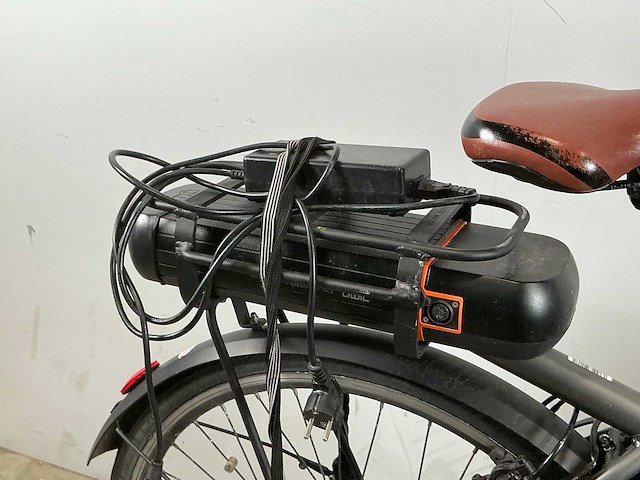 Qwic premium elektrische damesfiets - afbeelding 7 van  10