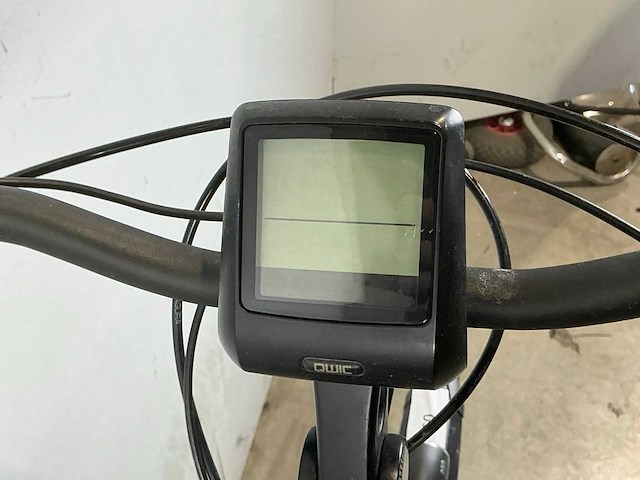 Qwic premium elektrische damesfiets - afbeelding 9 van  10