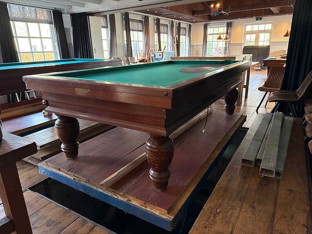 R. van grinsven biljart tafel - afbeelding 1 van  7