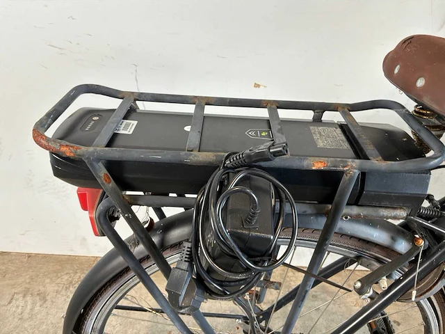 Raaks moxy elektrische fiets - afbeelding 7 van  10