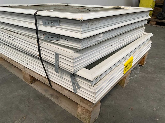 Raam met kozijn 1240x1030mm (5x) - afbeelding 5 van  7