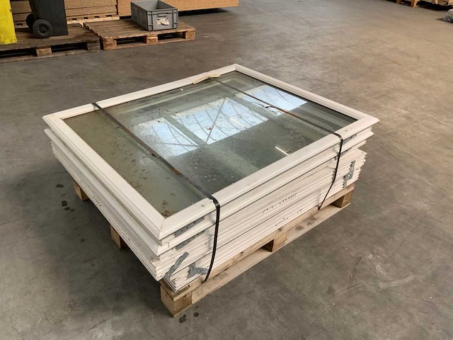 Raam met kozijn 1240x1030mm (5x) - afbeelding 7 van  7