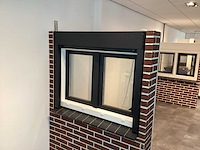 Raam met screens - afbeelding 1 van  8