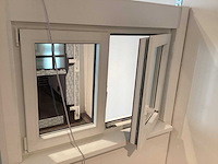 Raam met screens - afbeelding 4 van  8
