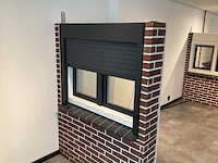 Raam met screens - afbeelding 7 van  8
