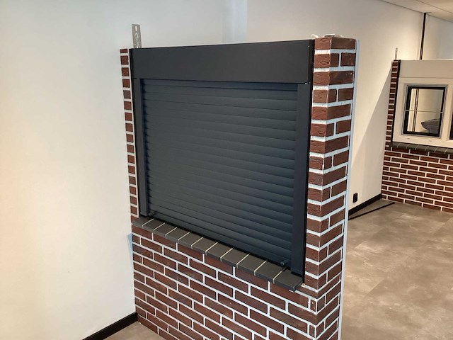 Raam met screens - afbeelding 8 van  8