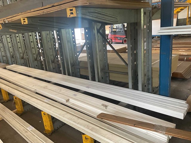 Raamhout enkelglas 40x67x5900 mm (10x) - afbeelding 2 van  5