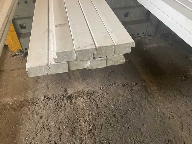 Raamhout enkelglas 40x67x5900 mm (11x) - afbeelding 2 van  5