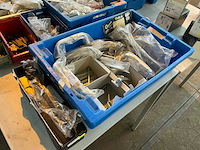 Raamsluiting en divers - afbeelding 1 van  4