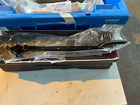 Raamsluiting en divers - afbeelding 2 van  4