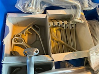 Raamsluiting en divers - afbeelding 4 van  4