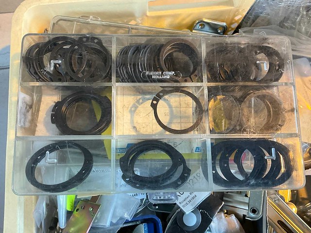 Raamsluiting en divers - afbeelding 4 van  5