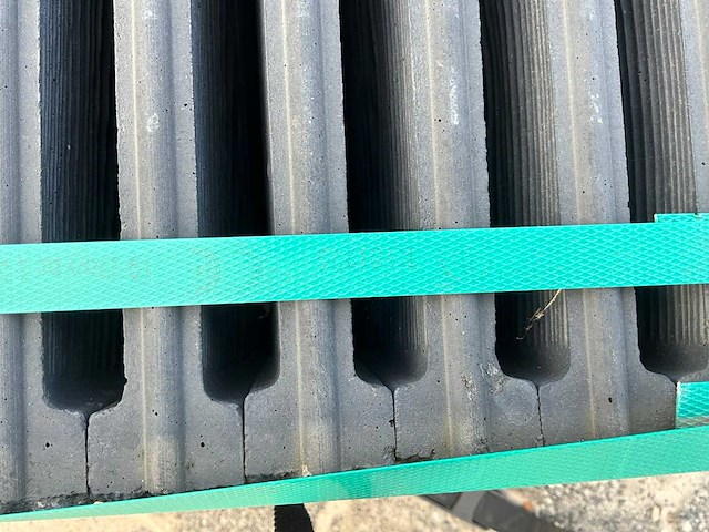 Rabat houtmotief betonschutting 3.5x26x84 cm (20x) - afbeelding 2 van  4