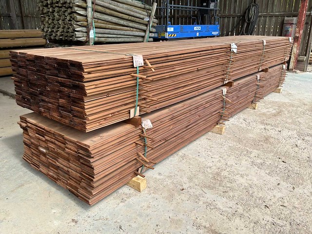Rabatdelen 5000x140x18mm (308x) - afbeelding 1 van  4