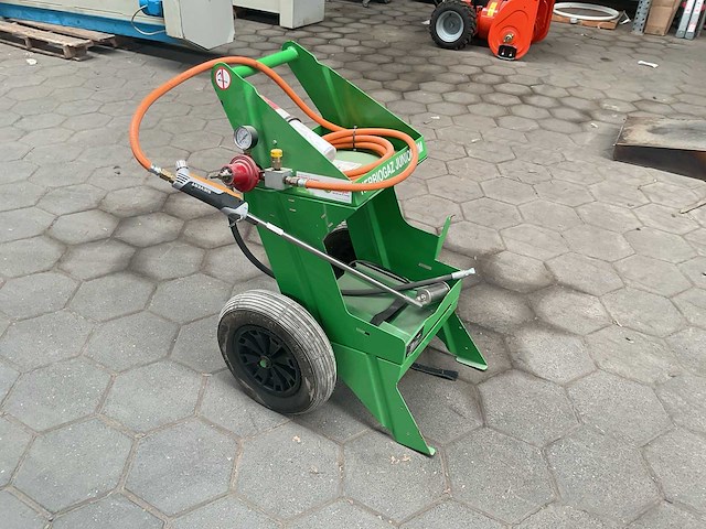 Rabaud onkruidbrander - afbeelding 3 van  5