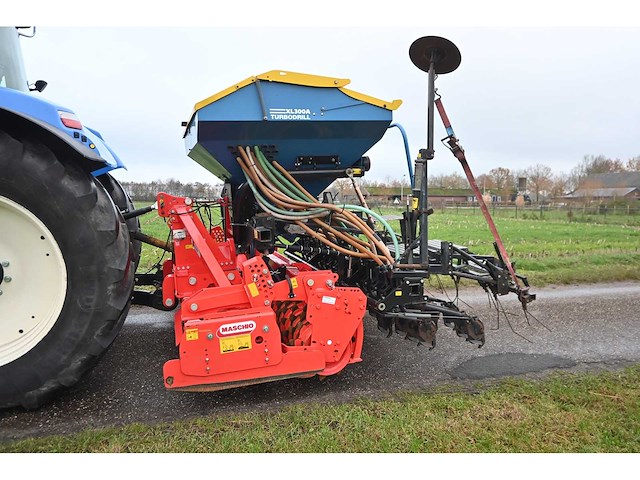 Rabe - turbodrill xl300a - combi-rijenzaaimachine met 2021 maschio gaspardo dm 3000 combi power harrows - afbeelding 14 van  20