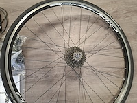 Racefiets met kickrcore trainer focus , culebro - afbeelding 2 van  14