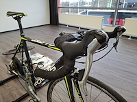 Racefiets met kickrcore trainer focus , culebro - afbeelding 11 van  14