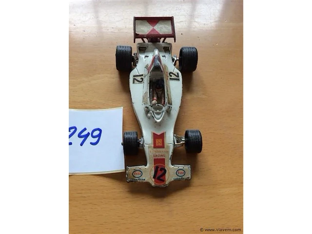 Racewagen corgi - afbeelding 1 van  3