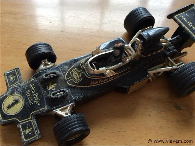 Racewagen corgi - afbeelding 3 van  3