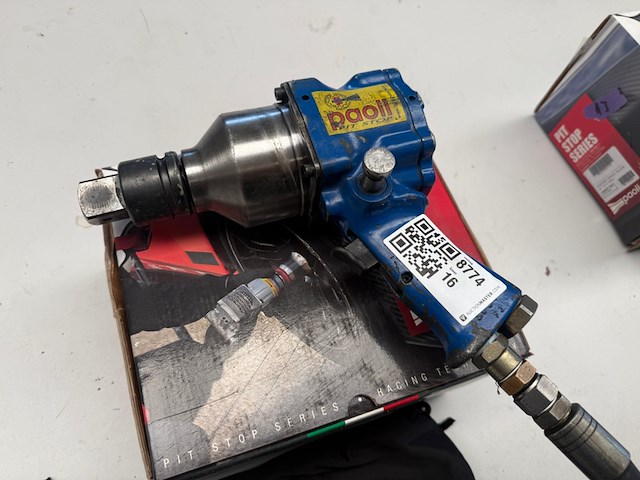 Racing wheel gun / pneumatisch slagmoeraanzetter paoli, dp.176 - afbeelding 1 van  4