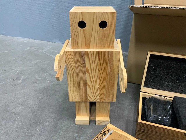 Rackpack doos met diverse houtproducten - afbeelding 7 van  13