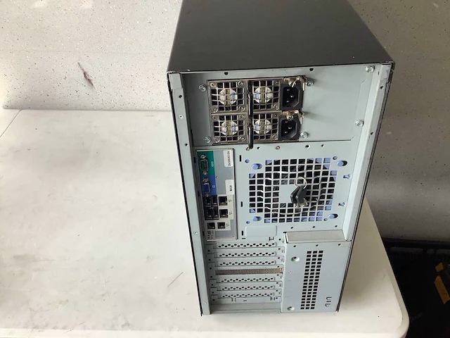 Rackserver dual intel xeon 64gb memory lsi raid 8 sata bay server - afbeelding 6 van  6
