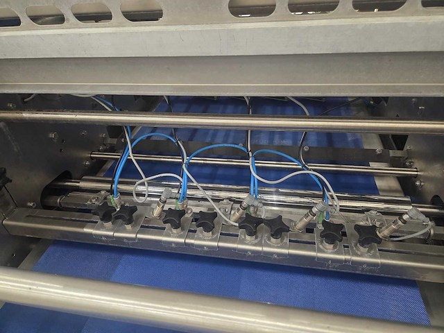 Rademaker - 2012 - croissant machine - afbeelding 21 van  37