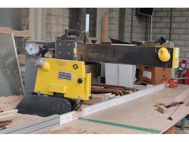 Radiaalafkortzaag harwi 625-u. bouwjaar 2009. let op: exclusief stofafzuiging. - afbeelding 1 van  5