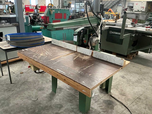 Radiaalafkortzaagmachine - afbeelding 1 van  8