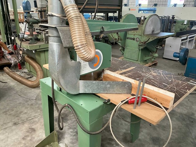 Radiaalafkortzaagmachine - afbeelding 7 van  8