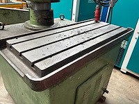 Radiaalboormachine met t-sleuf tafel - afbeelding 2 van  10