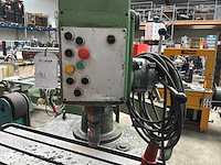 Radiaalboormachine met t-sleuf tafel - afbeelding 10 van  10