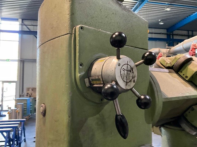 Radiaalboormachine - afbeelding 10 van  11