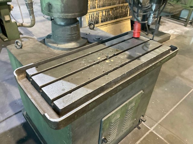 Radiaalboormachine - afbeelding 6 van  11