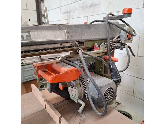 Radiaalzaag dewalt, dw 1251, bouwjaar 1989 - afbeelding 4 van  9