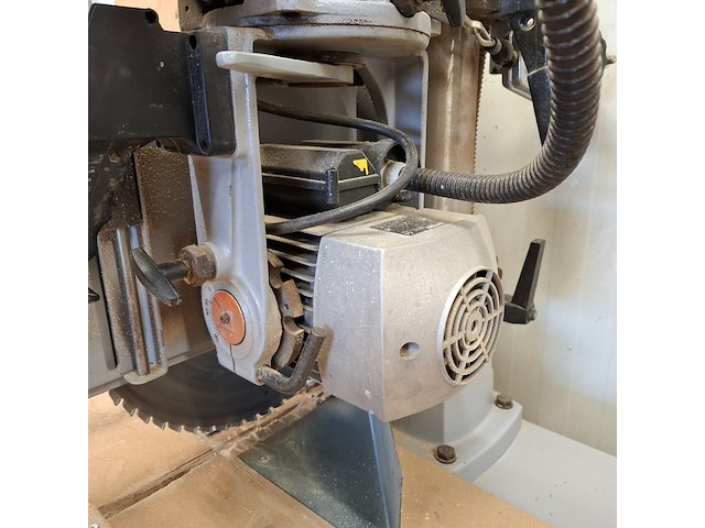 Radiaalzaagmachine met aan en afvoerbaan, maggi, junior 640, 2002 - afbeelding 8 van  34