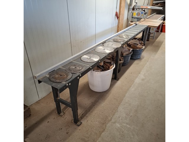 Radiaalzaagmachine met aan en afvoerbaan, maggi, junior 640, 2002 - afbeelding 17 van  34