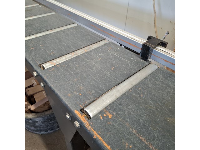 Radiaalzaagmachine met aan en afvoerbaan, maggi, junior 640, 2002 - afbeelding 20 van  34