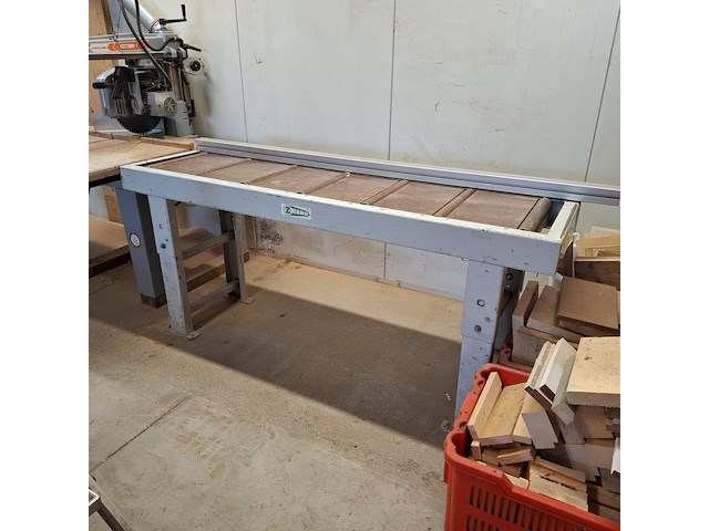 Radiaalzaagmachine met aan en afvoerbaan, maggi, junior 640, 2002 - afbeelding 25 van  34